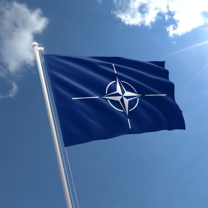 Nato flagg (240 x 150 cm)